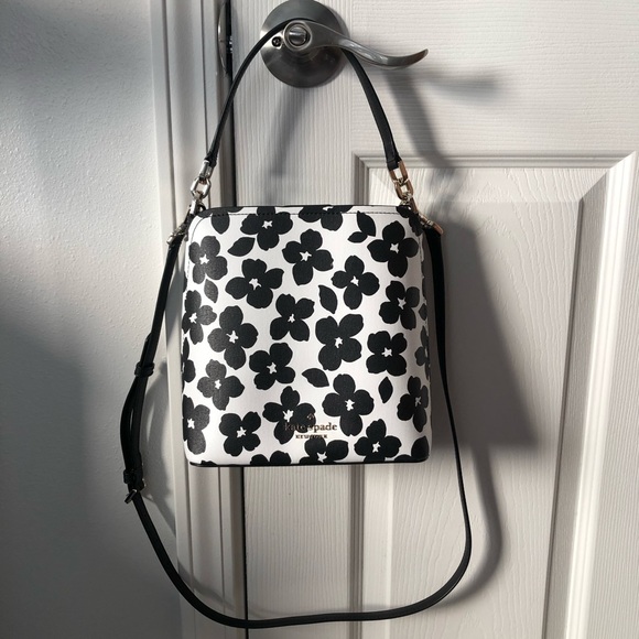 Kate Spade Darcy Bucket Bag